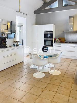 Maison - 118 m² - 4 pièces