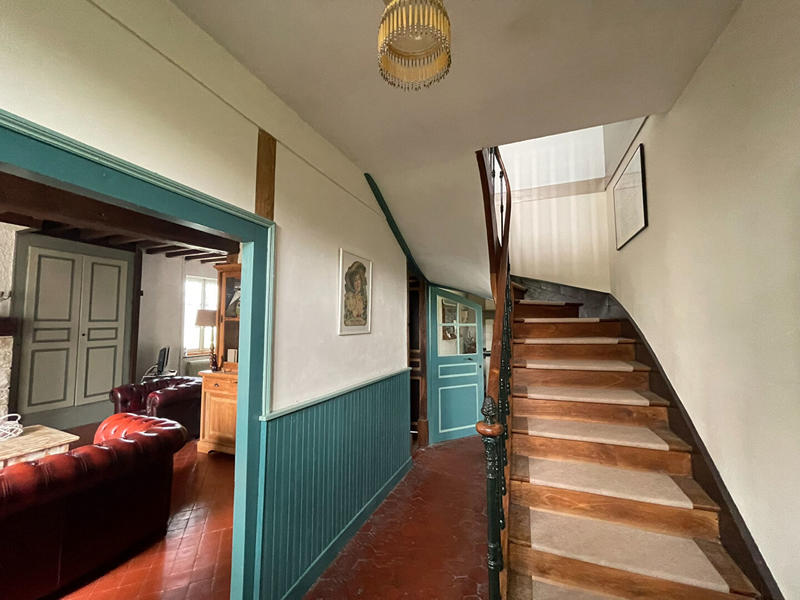 Demeure - 184 m² - 7 pièces