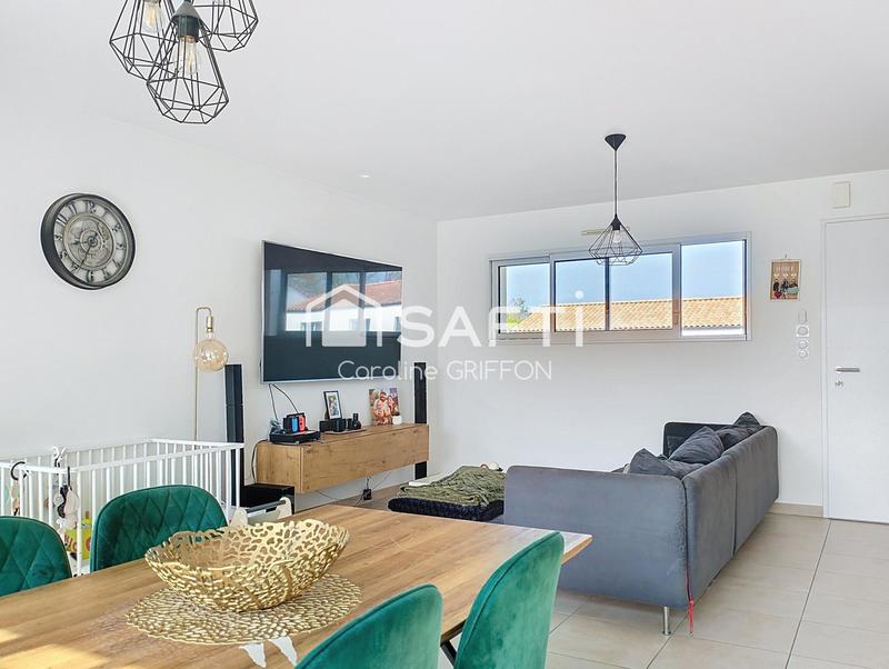 Maison - 65 m² - 3 pièces