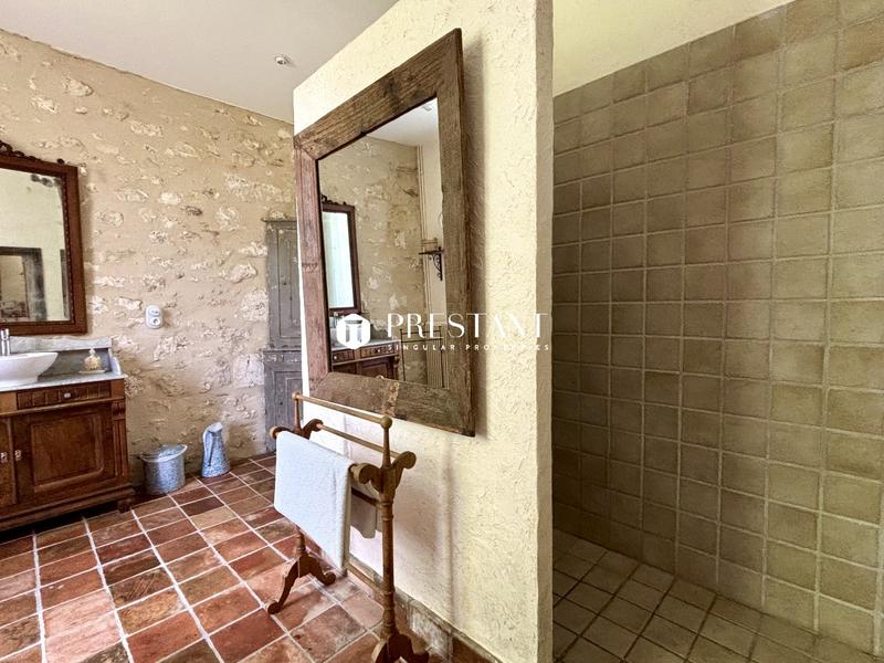 Maison - 520 m² - 11 pièces