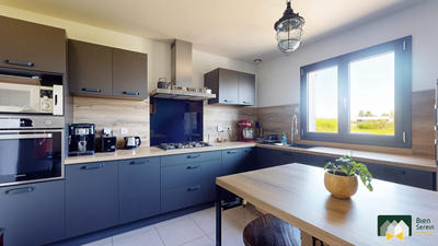 Maison - 108 m² - 4 pièces