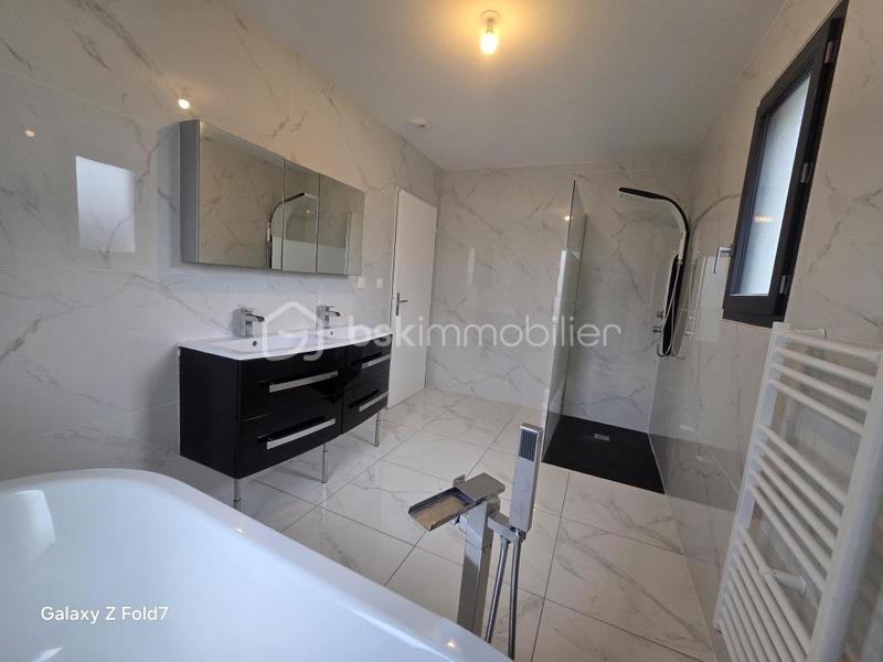 Maison - 145 m² - 5 pièces