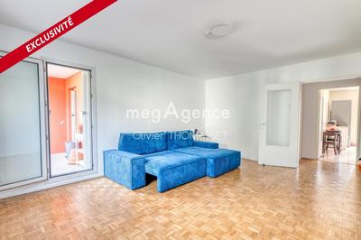 Appartement - 84 m² - 4 pièces