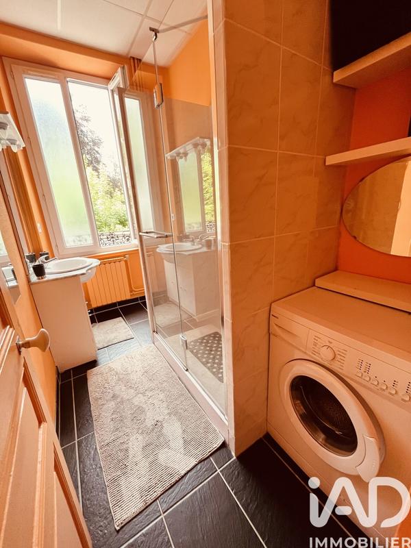 Maison - 368 m² - 15 pièces