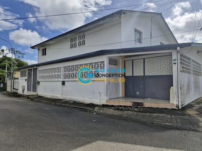 Appartement - 121 m² - 4 pièces