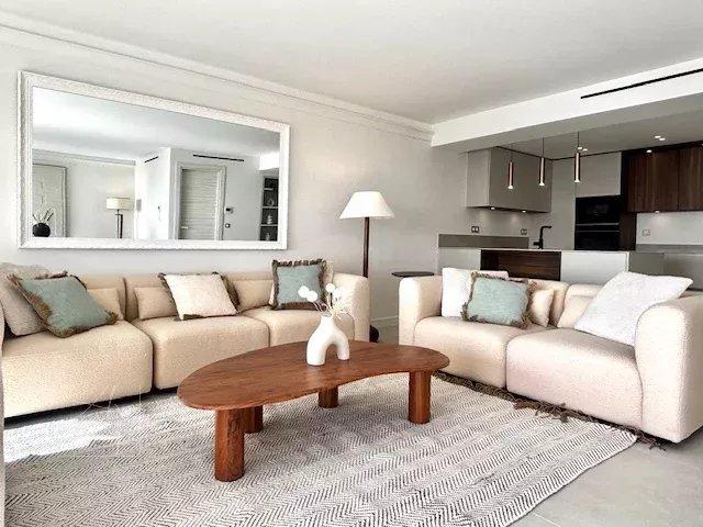 Appartement - 98 m² - 3 pièces