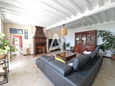 Longère - 500 m² - 11 pièces