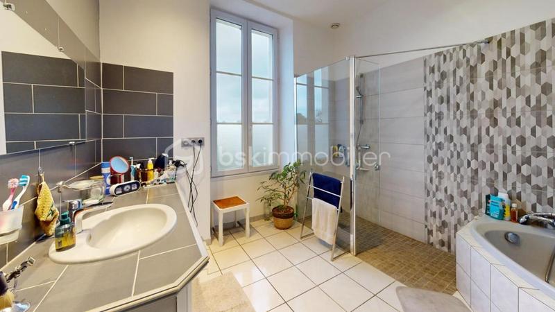 Maison - 131 m² - 5 pièces