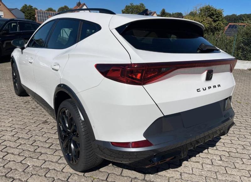 Cupra Formentor Vz 245 Hybride Rechargeable / Toit Ouvrant Volant Super Sport Pack Xl Apple Carplay Android Auto