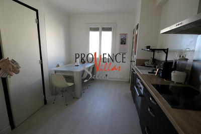 Appartement - 65 m² - 4 pièces