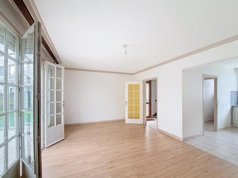 Maison - 98 m² - 5 pièces