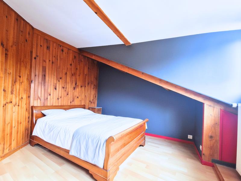 Maison - 193 m² - 9 pièces