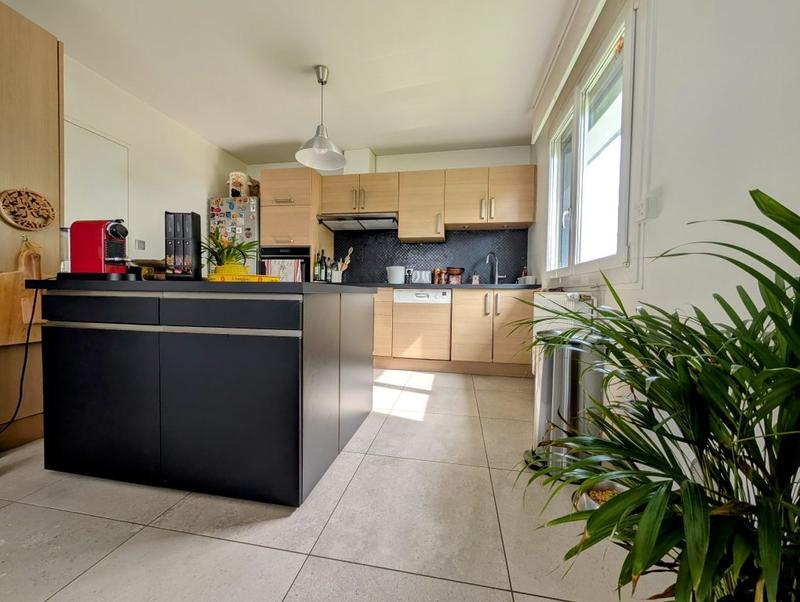 Maison - 152 m² - 6 pièces