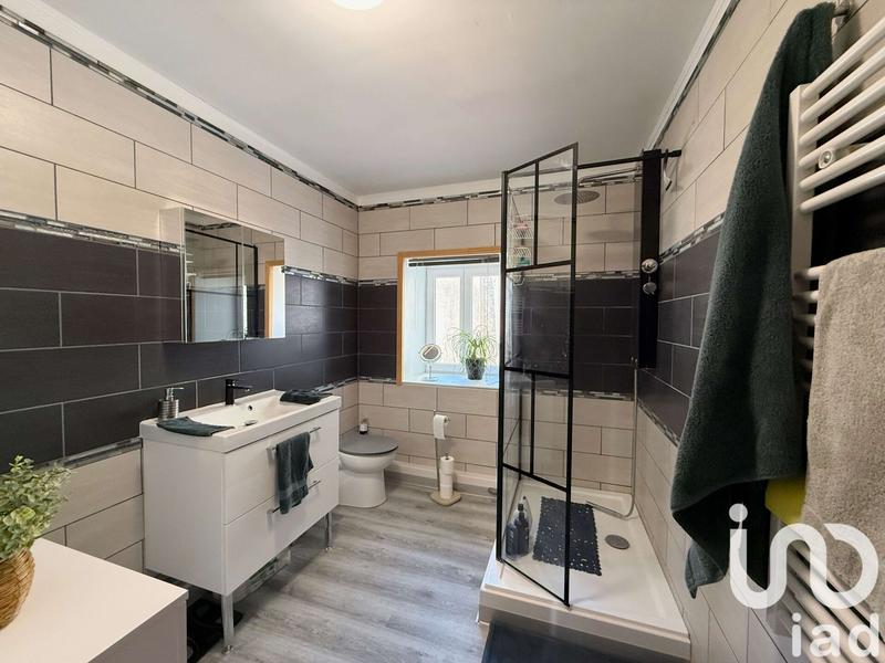 Maison - 102 m² - 4 pièces