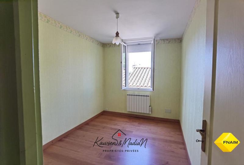 Immeuble - 250 m² - 18 pièces