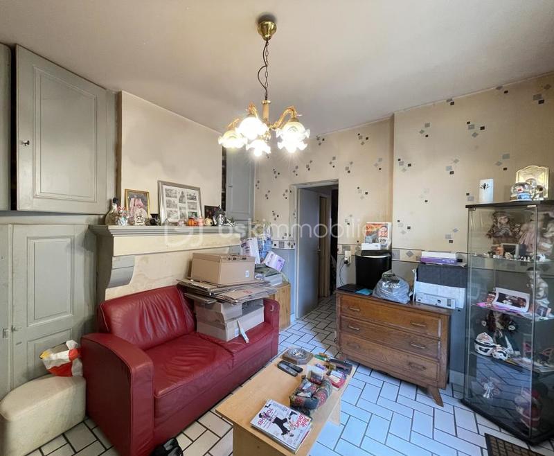 Immeuble - 135 m² - 6 pièces