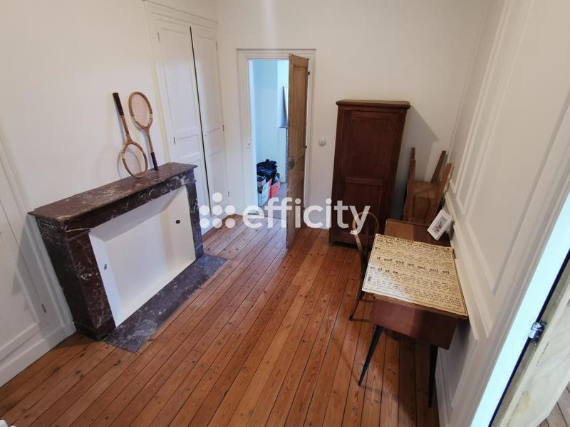 Maison bourgeoise - 140 m² - 6 pièces