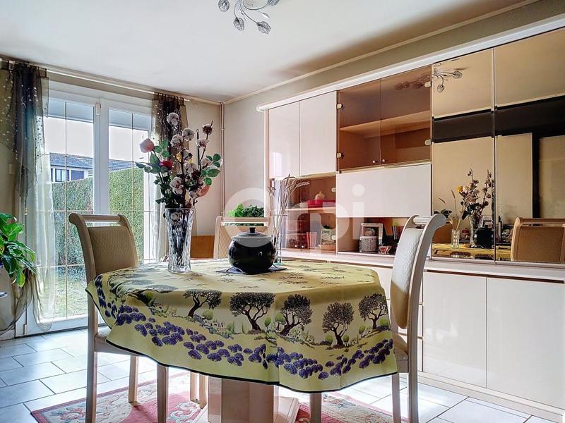 Maison - 161 m² - 7 pièces