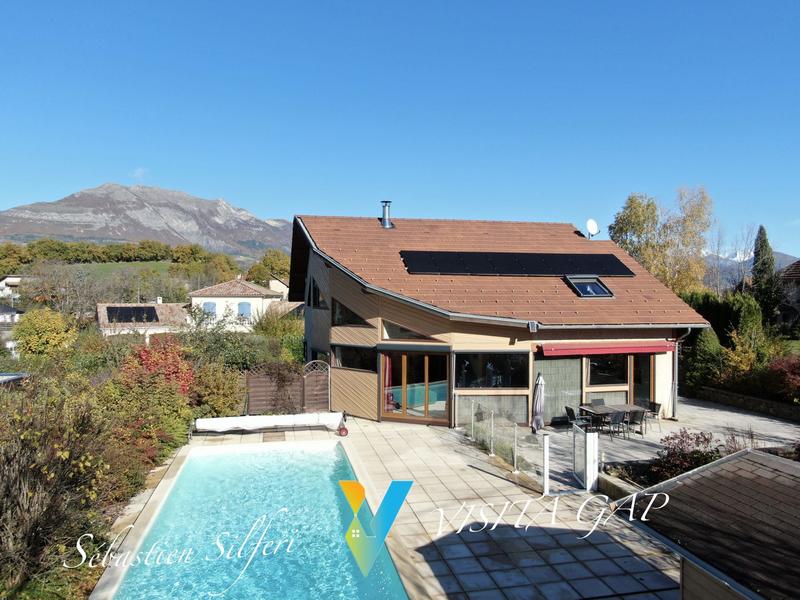 Maison - 125 m² - 6 pièces