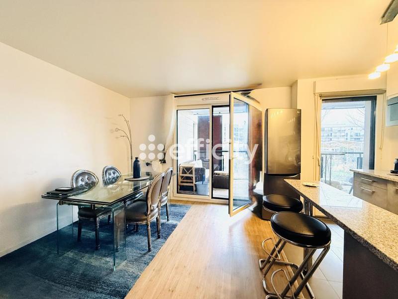 Appartement - 75 m² - 3 pièces