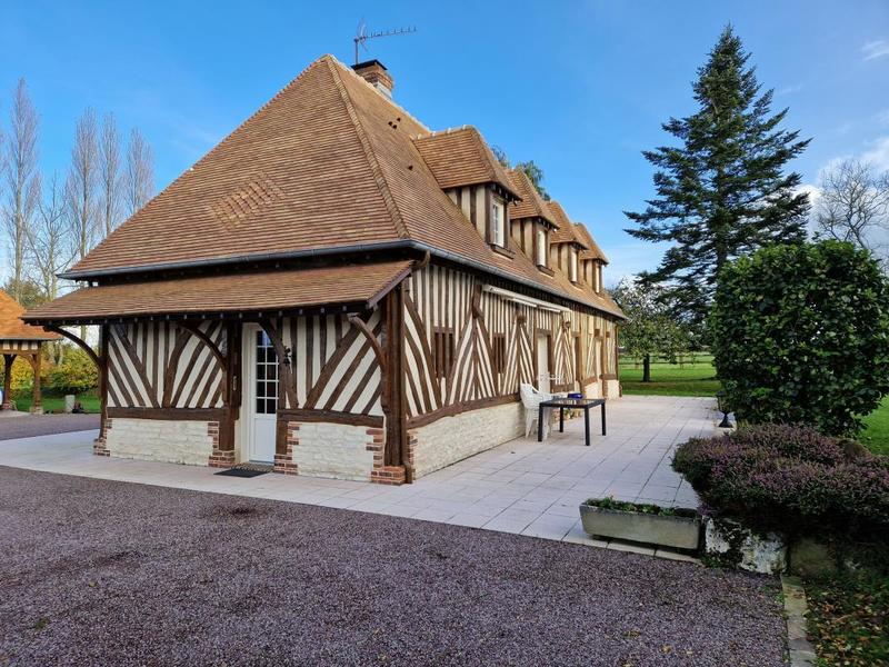 Maison traditionnelle - 138 m² - 7 pièces