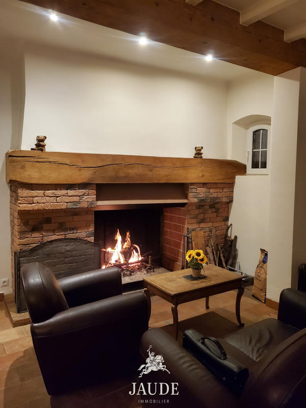 Maison - 200 m² - 8 pièces