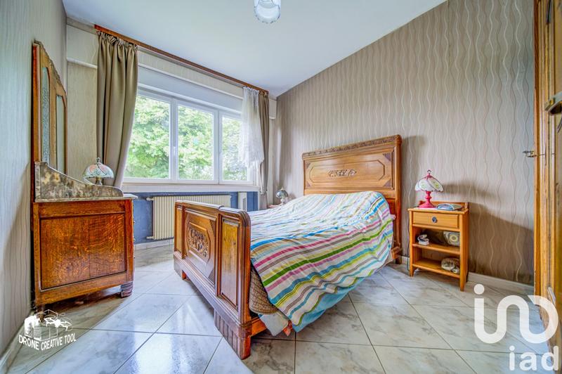 Maison - 203 m² - 9 pièces