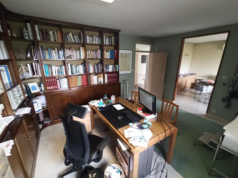 Local commercial - 295 m²