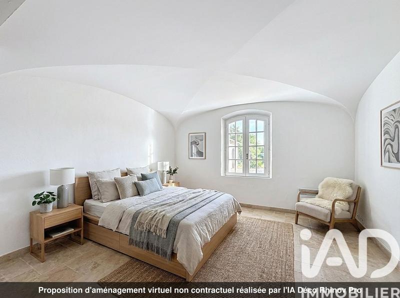 Maison - 400 m² - 10 pièces