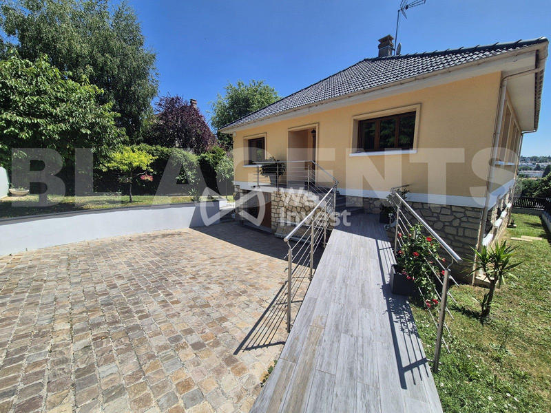 Maison - 162 m² - 7 pièces