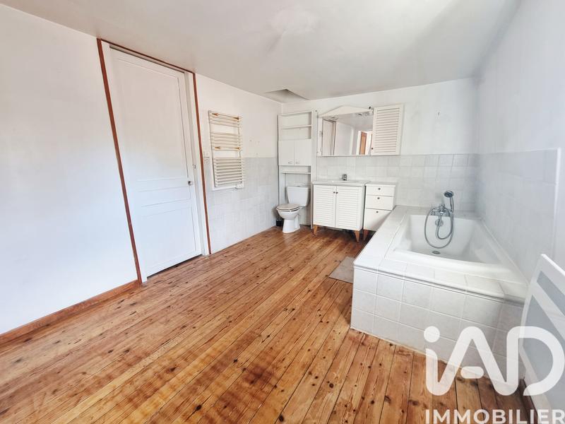 Maison - 140 m² - 7 pièces