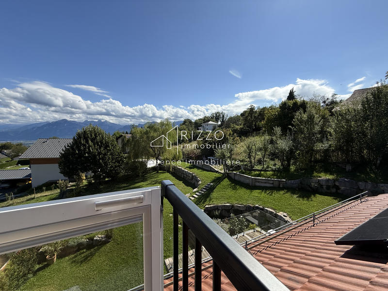 Maison - 176 m² - 5 pièces