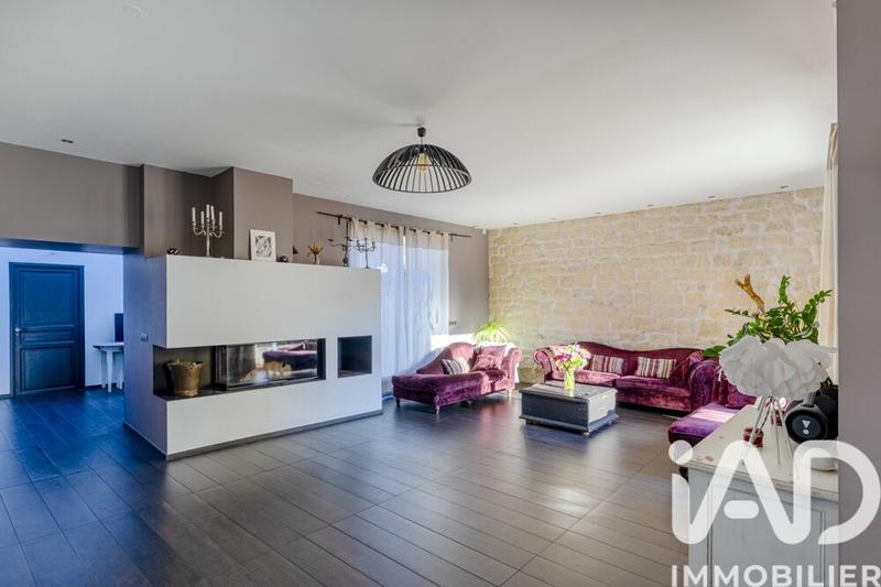 Maison de maîtres - 220 m² - 6 pièces