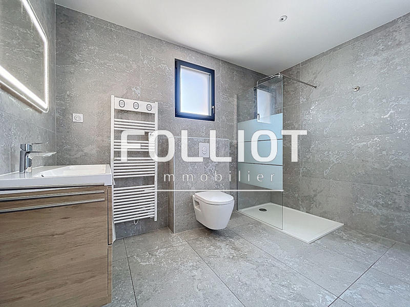 Maison - 160 m² - 6 pièces