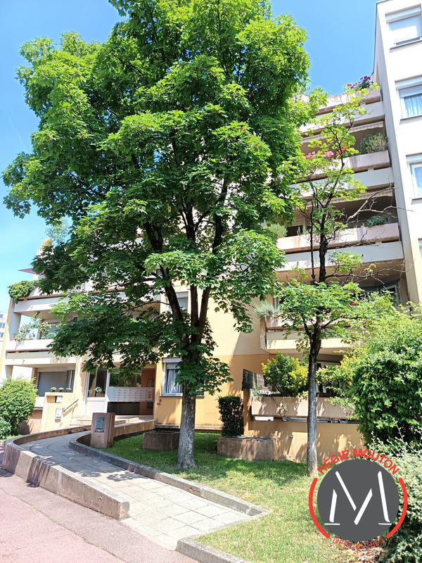 Appartement - 86 m² - 4 pièces