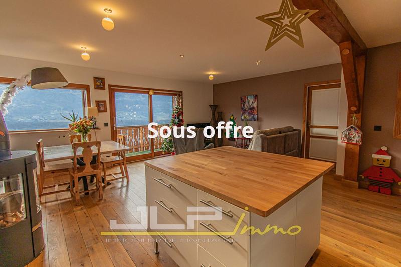 Appartement - 106 m² - 4 pièces