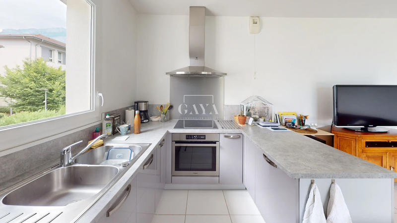 Appartement - 76 m² - 4 pièces