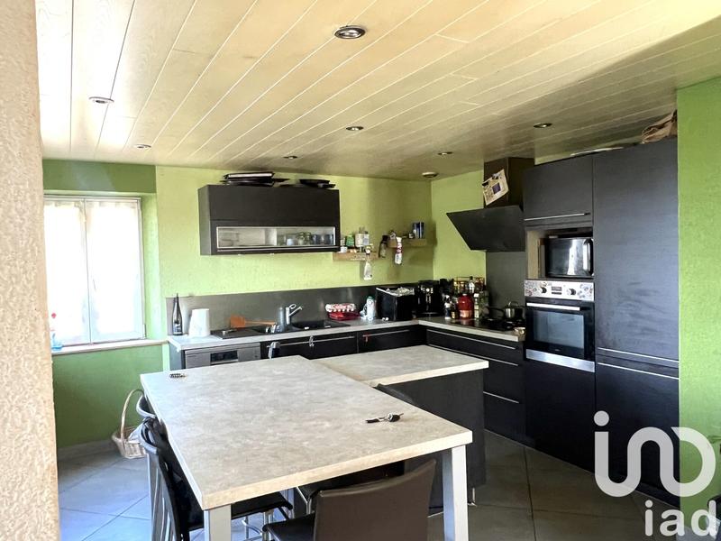 Maison - 140 m² - 5 pièces