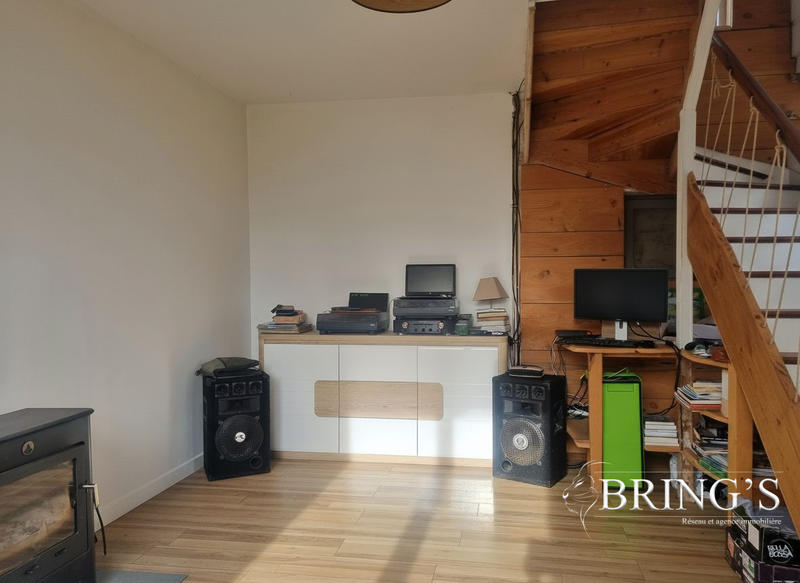 Maison traditionnelle - 78 m² - 5 pièces