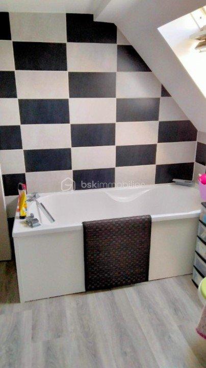 Maison de village - 120 m² - 6 pièces