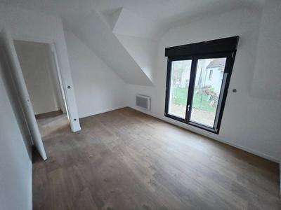 Maison - 80 m² - 5 pièces