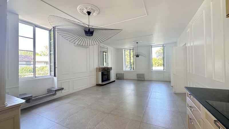 Maison bourgeoise - 350 m² - 8 pièces