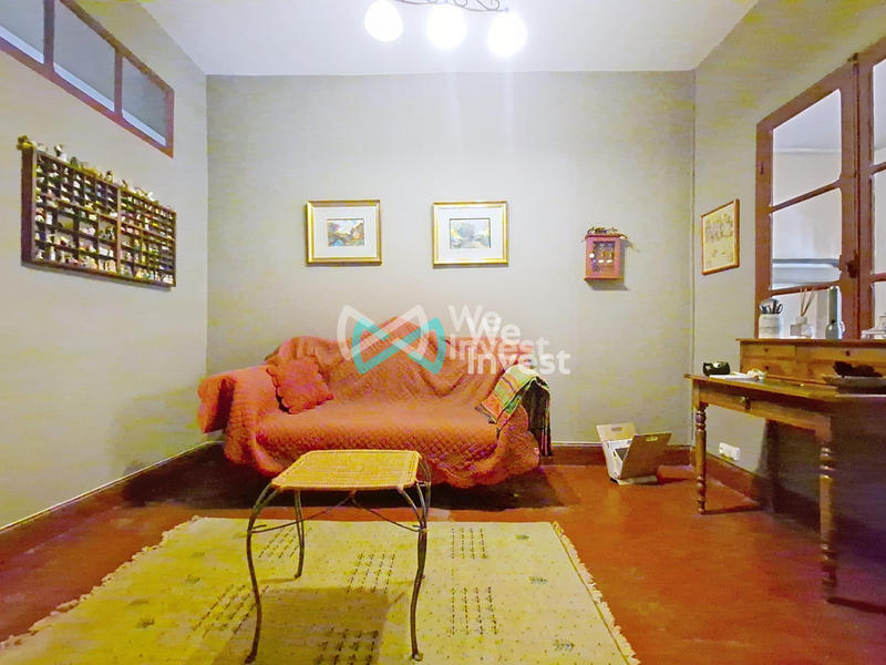 Maison - 445 m² - 7 pièces