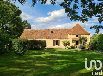 Maison - 240 m² - 6 pièces