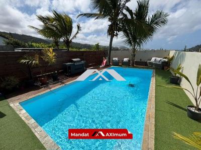 Villa - 140 m² - 5 pièces