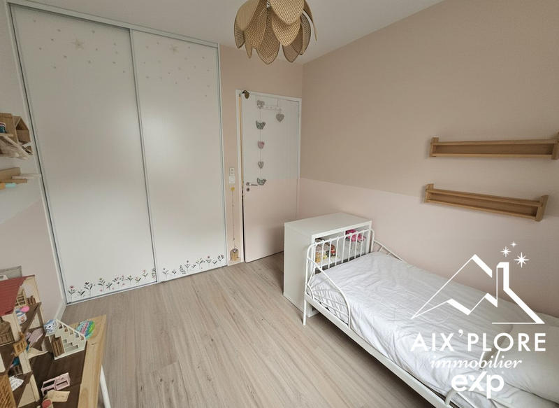 Appartement - 81 m² - 4 pièces