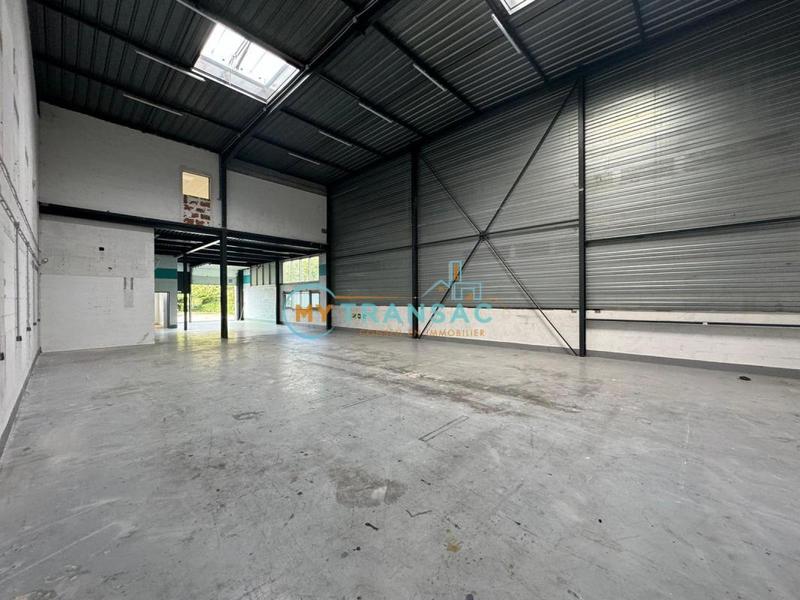 Local d'activités - 410 m²