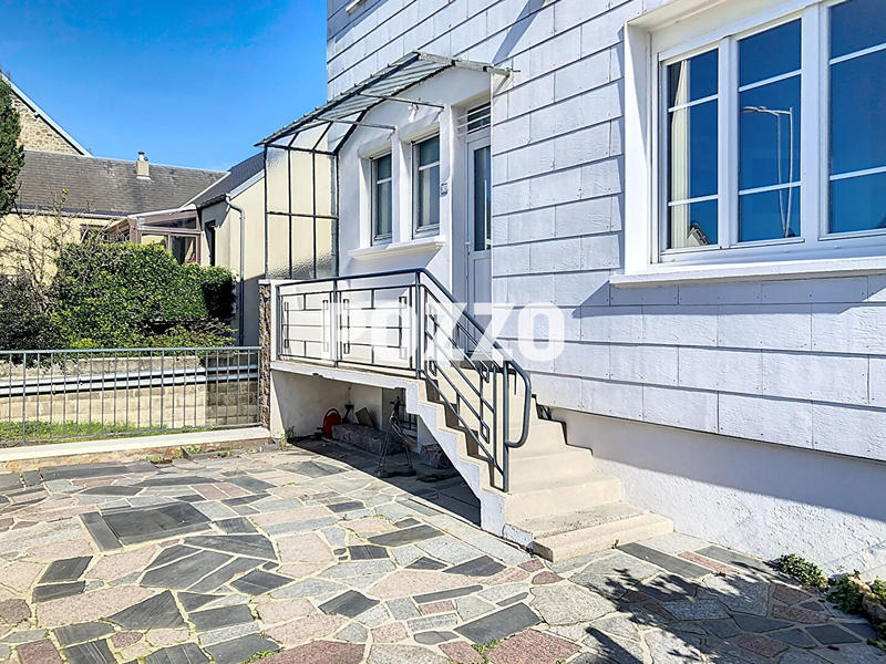 Appartement - 122 m² - 4 pièces