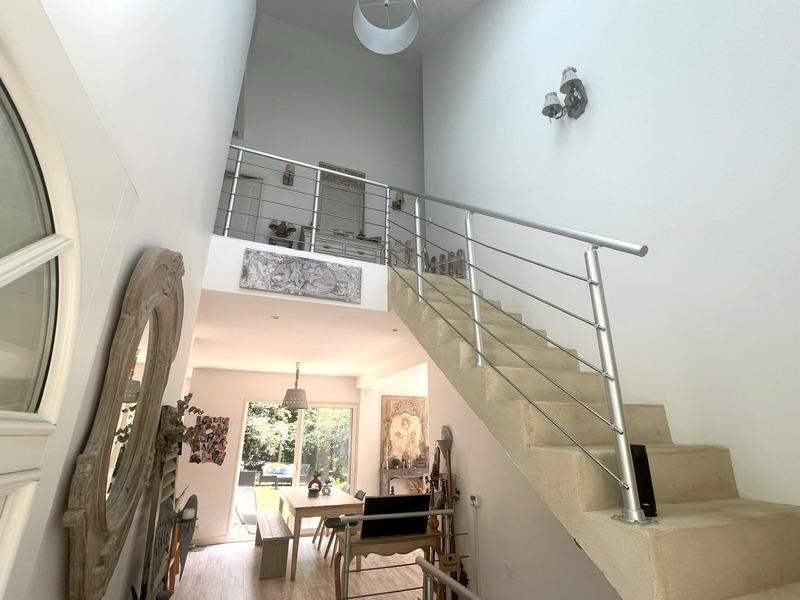 Maison - 136 m² - 6 pièces