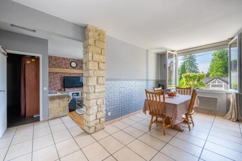 Maison - 100 m² - 6 pièces